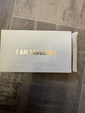 RealHer I AM FABULOUS Lip Set - liner, stain and matte lipstick